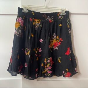 Old navy M Floral Black Skirt